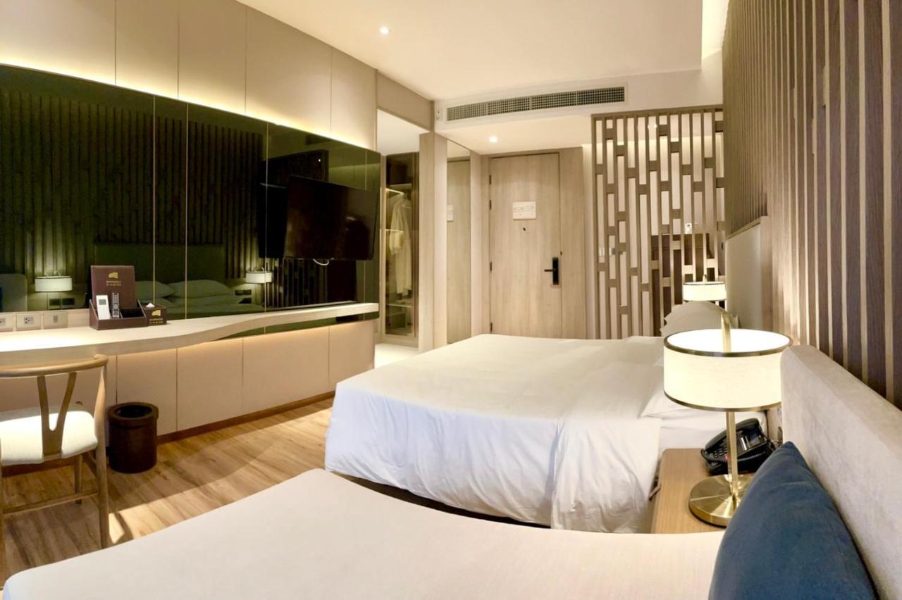 Symphony Of The Sea Hotel Bangsaen Exterior foto