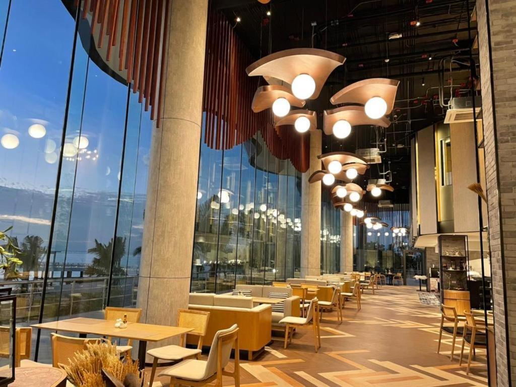 Symphony Of The Sea Hotel Bangsaen Exterior foto